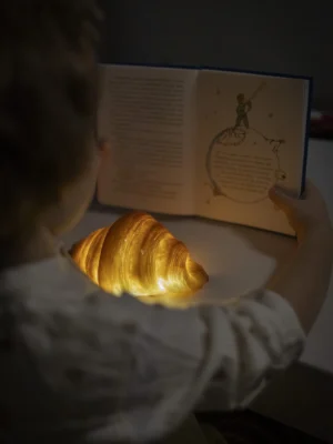 ACTUAL CROISSANT LIGHT - BATTERY POWERED