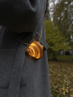CROISSANT BODYCHAIN - BATTERY POWERED